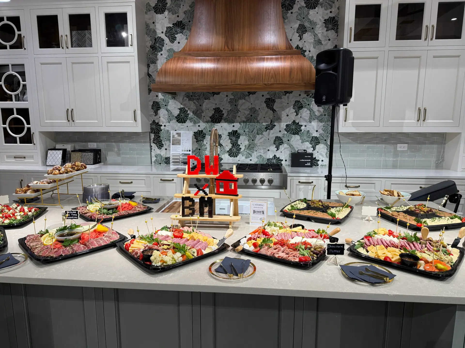 Buddys-bagels-catering-sarasota-platters-1